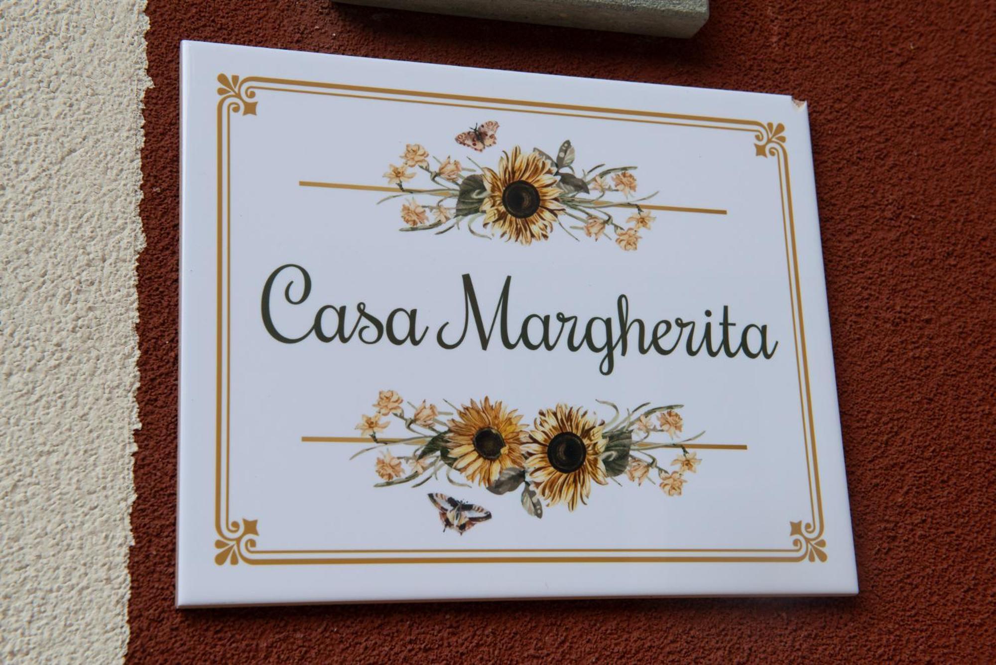Welcomely - Casa Margherita Varenna Esterno foto